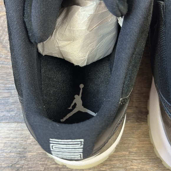 Air Jordan 11 Retro Low “Barons” – Men’s Size 10 – 528895-010 main image 14